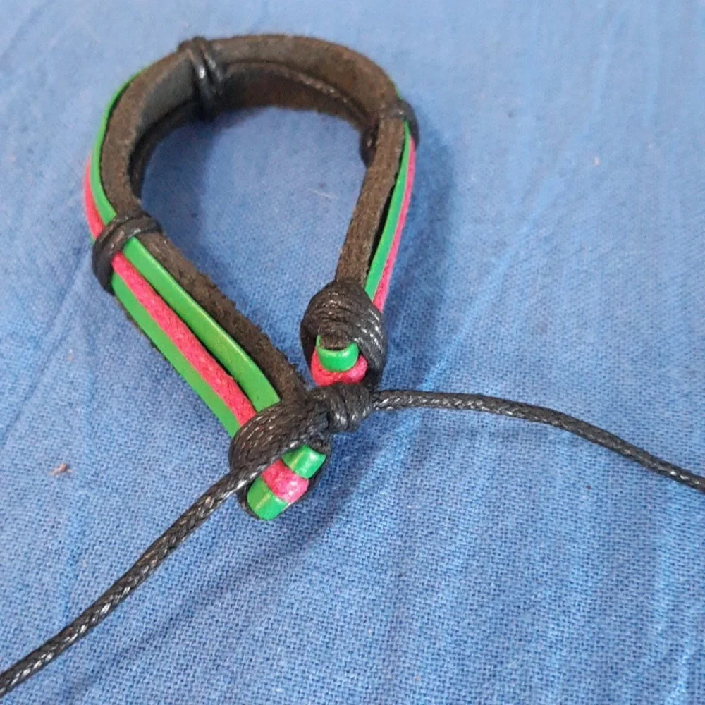 Bracelets - Picture 2 of 2